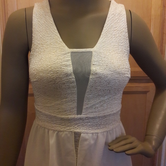 Dress - Picture 3 of 8